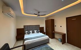 Agarwal'S Residency
